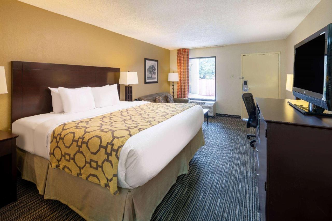 Hotel Baymont By Wyndham Ga 3*